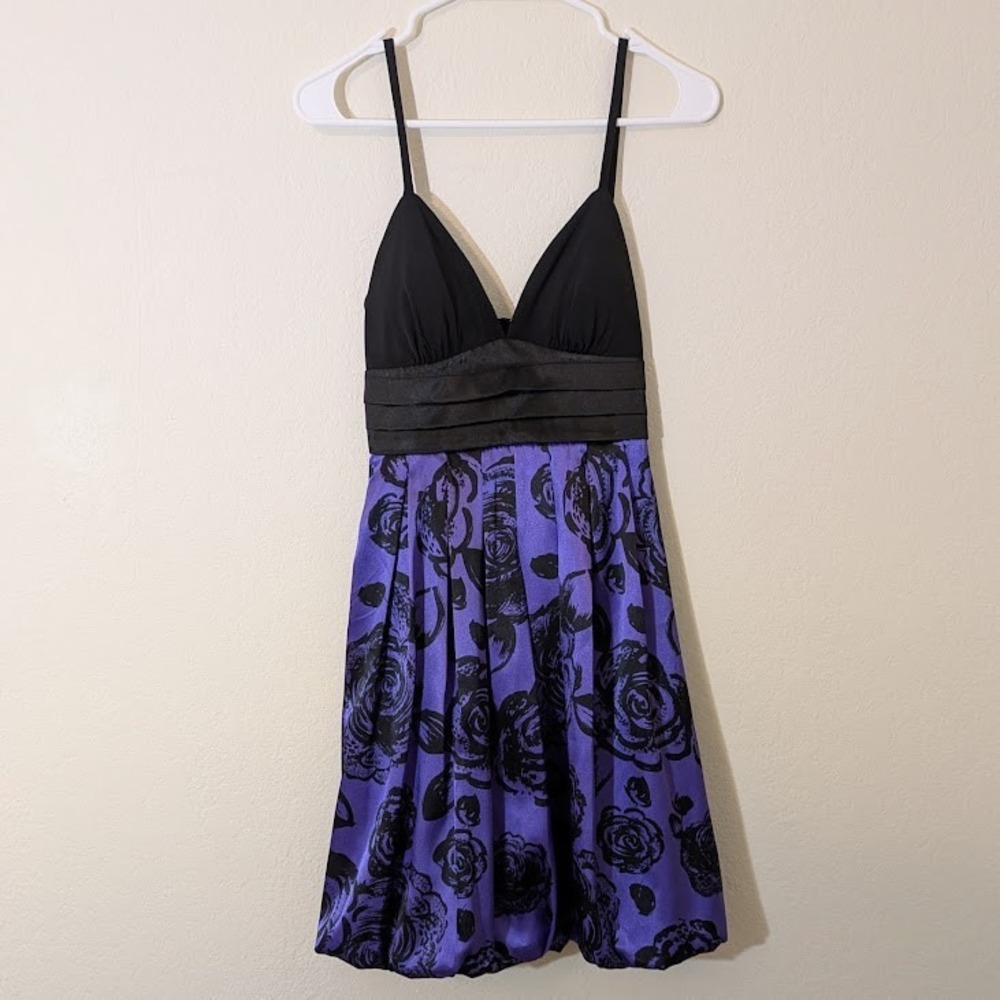 I.N.‎ San Francisco Purple Black Floral Bubble Hem Dress Sz 7 Spaghetti Strap
